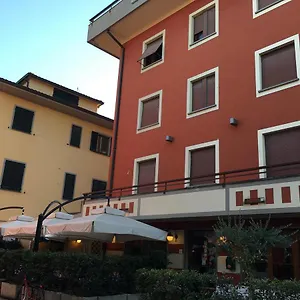 Meucci 3*, Ponte Buggianese Italia